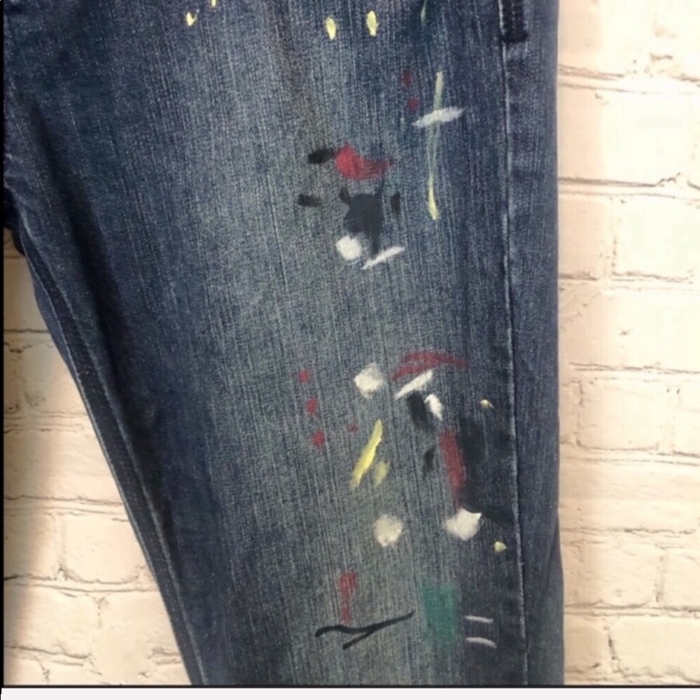 NWOT BCBG / Billie Cropped Boyfriend Painted Jeans - Picture 5 of 8